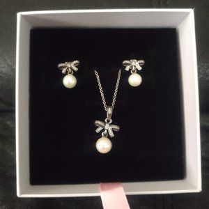 Pandora Pearl Bowtie Necklace and Earrings Set